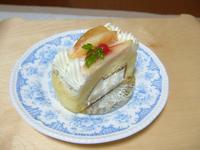 桃のケーキ.jpg